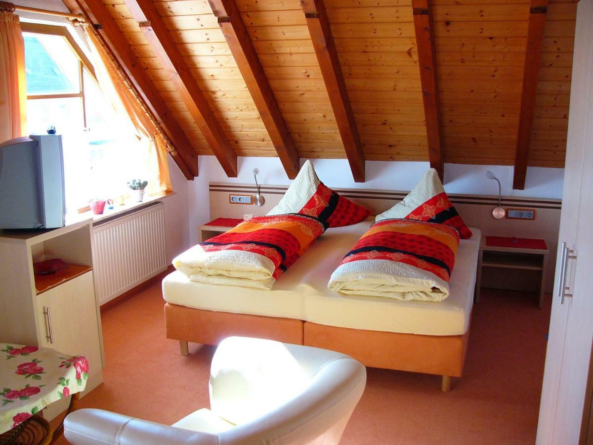 Gaestezimmer Schanz-Hilbel Burladingen 외부 사진