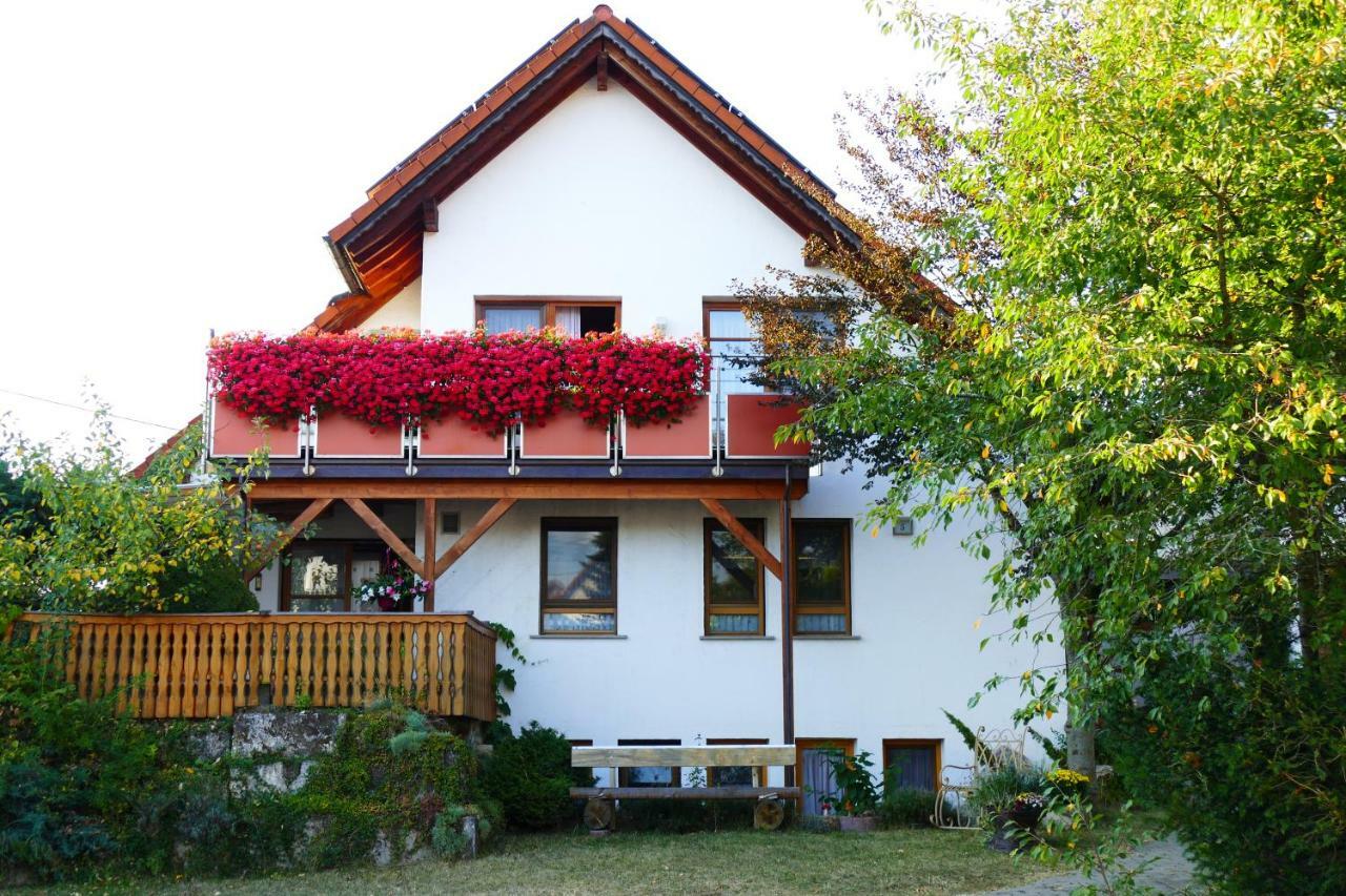 Gaestezimmer Schanz-Hilbel Burladingen 외부 사진
